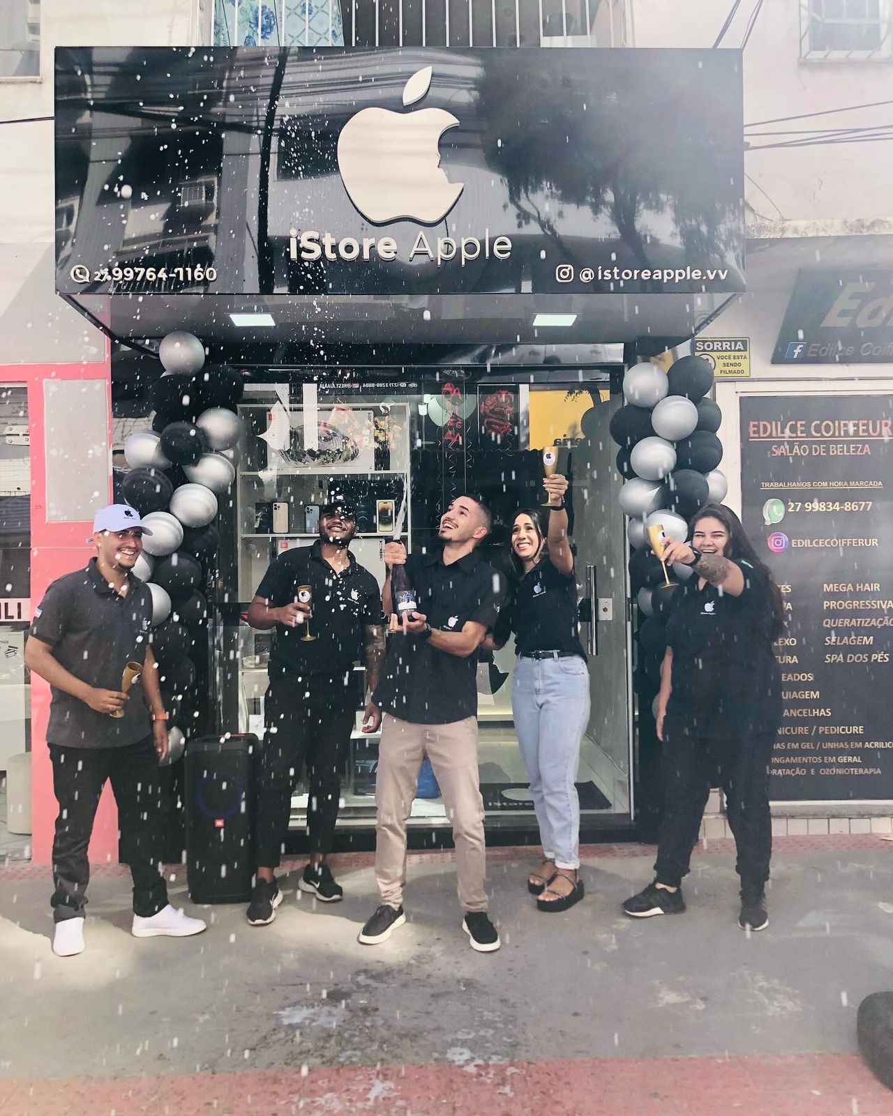 Equipe BC iStore na inauguração da loja de Itapuã